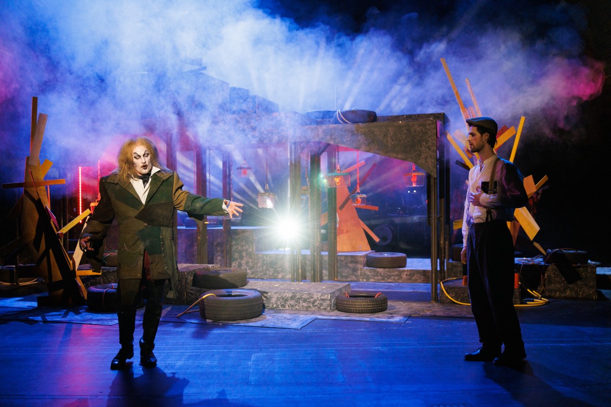 Das kalte Herz Schauspiel nach Wilhelm Hauff von Hansjörg Schneider. Familienstück ab 6 Jahren.