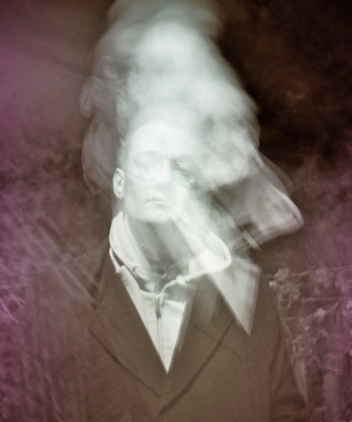 Portraitfoto von Johannes Brömmel