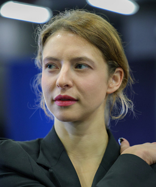 Portraitfoto von Nina Plagens